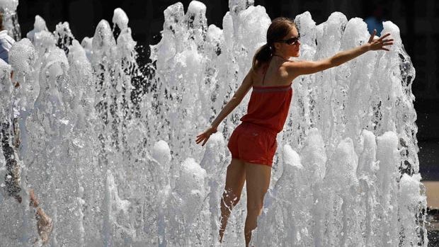 Vreme caniculară în continuare! Prognoza meteo pe următoarele trei zile