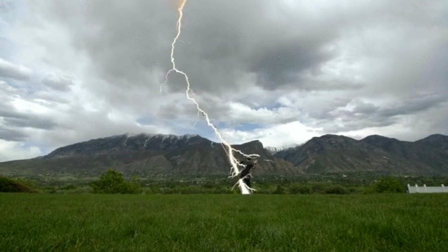 Terifiant: a vrut să-și facă un selfie, iar asta i-a adus moartea!