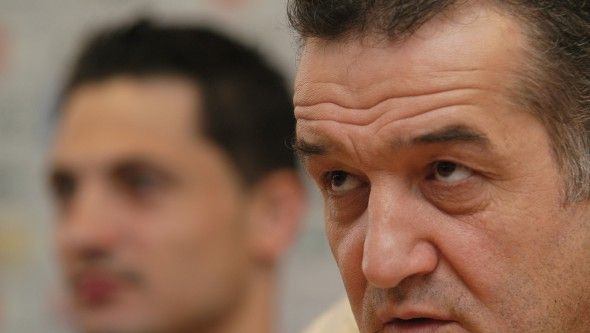 Steaua - Petrolul 0-0. Gigi Becali nu a mai rezistat: l-a dat afară