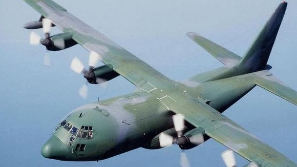 Peste 200 de militari din Italia, Spania şi SUA au executat un asalt aeropurtat în Poligonul Smârdan