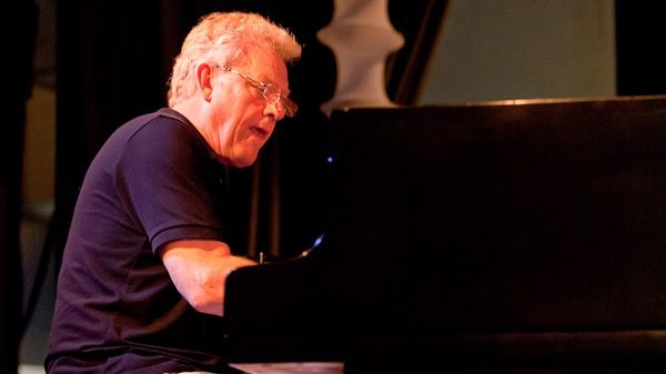 Doliu în muzică. Un pianist celebru a făcut infarct pe scenă, în timpul unui festival de muzică