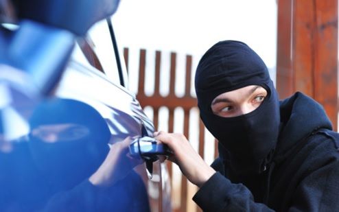 Român plecat în vacanţă în Bulgaria, lăsat fără maşină într-un timp record