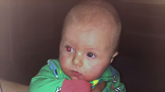 A observat ceva ciudat în poza făcută copilului. A mers la medic și a primit o veste neplăcută