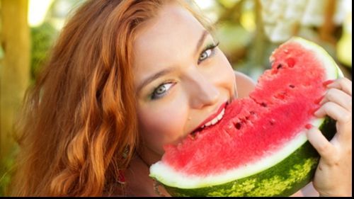 Beneficiile lubeniţei, deliciosul fruct de sezon. Atenţionările medicilor: ce poate declanşa!