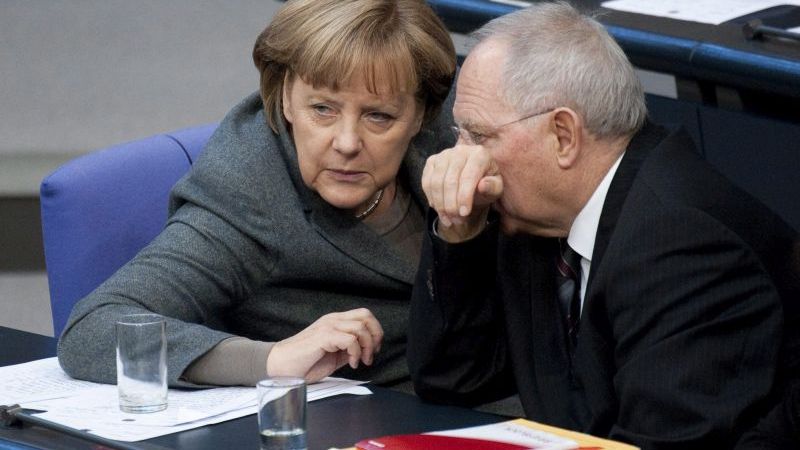 Acord pe tema Greciei, după negocieri violente. Multe incertitudini rămân