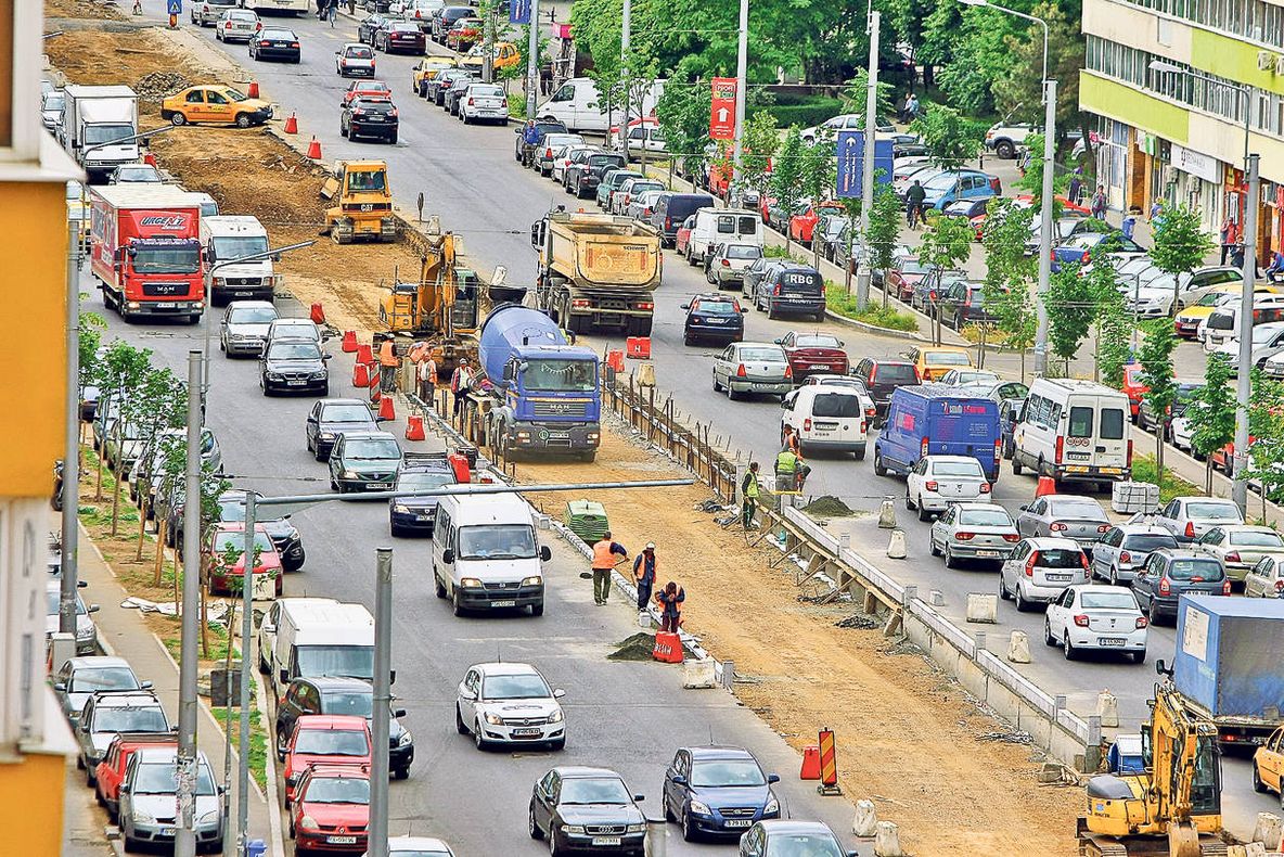 Gabriela Firea promite un trafic lejer cu puține șantiere. Vom scăpa și de parcagii?