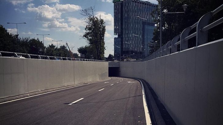 Pasajul de la Casa Presei s-a dovedit o investiţie inutilă încă din prima zi de trafic