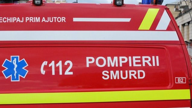 Caz misterios în Alba. Doi bătrâni, găsiţi morţi în curte. Erau îmbrăţişaţi