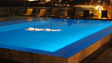 Un fost primar din România a schimbat contorul de apă de fiecare dată când și-a umplut piscina