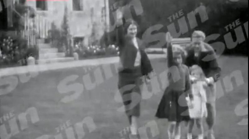 Palatul Buckingham ar putea da în judecată "The Sun", după publicarea filmului cu salutul "nazist"