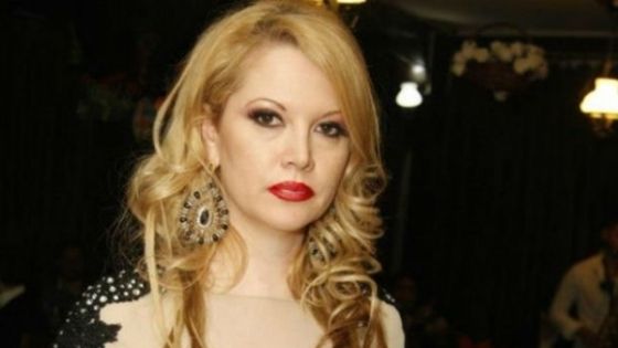 Oana Lis a fost violată de tatăl ei