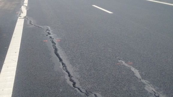 Augustin Hagiu: Cât costă refacerea autostrăzii Orăştie-Sibiu, închisă la 10 luni de la inaugurare