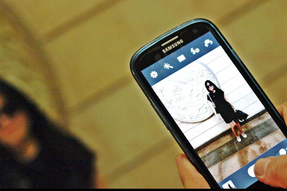 Mintea genială de acum 100 de ani! A prevăzut smartphone-ul înaintea tuturor