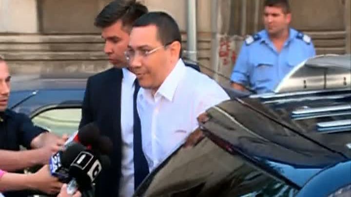 Victor Ponta, la plecarea de la DNA: Mi-au rupt cârja. Pe bune...