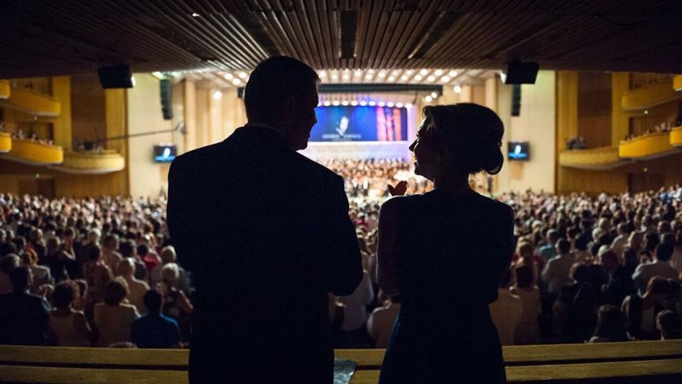 Carmen Iohannis, apariţie de senzaţie la Festivalul George Enescu. A întors toate privirile!