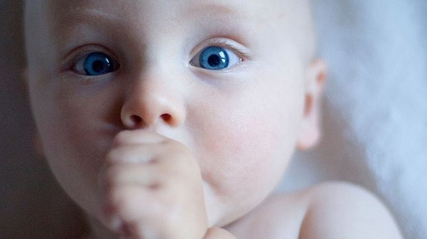 Cum ar putea un test de sarcină să prezică un avort sau o sarcină cu gemeni