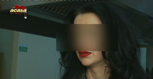 Cântăreaţă din România, desfigurată de injecţiile pentru buze. Ce decizie drastică a luat
