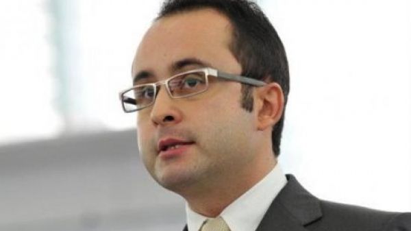 Bușoi: Mita din spitale nu va dispărea prea curând. Veniturile personalului medical trebuie mărite 