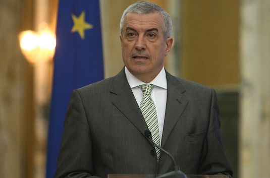 Democraţia, sub lupa Senatului. Tăriceanu pregăteşte "Comisia pentru evaluarea democraţiei"