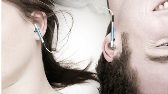 A murit din cauza căştilor de la telefon. Nu o să mai faci asta niciodată!