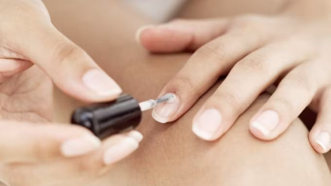 Manichiura pe care o ștergi fără acetonă