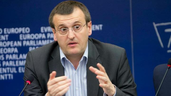 Preda, ironic: Dacă UNPR are 500.000 de membri, Ponta e blond şi Blaga e vârf la Rapid