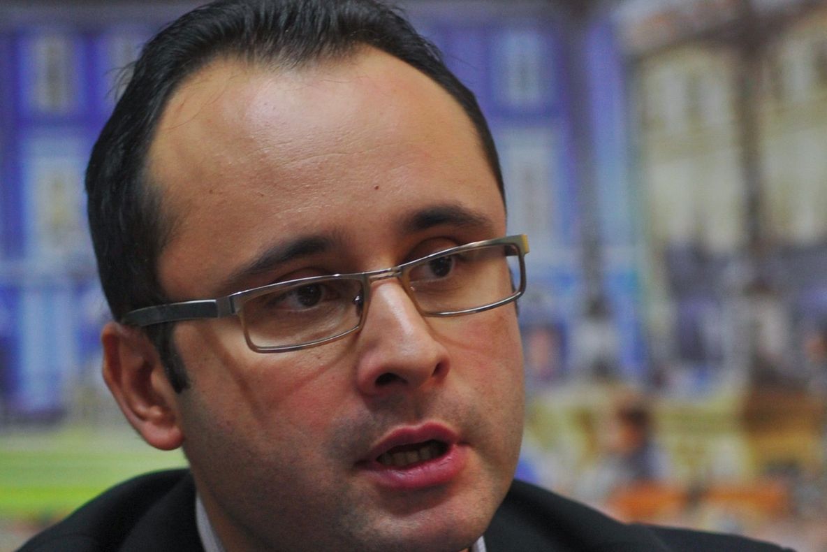 Bușoi: Dacă de la 1 septembrie cardul de sănătate nu va fi implementat, cerem demisia Guvernului