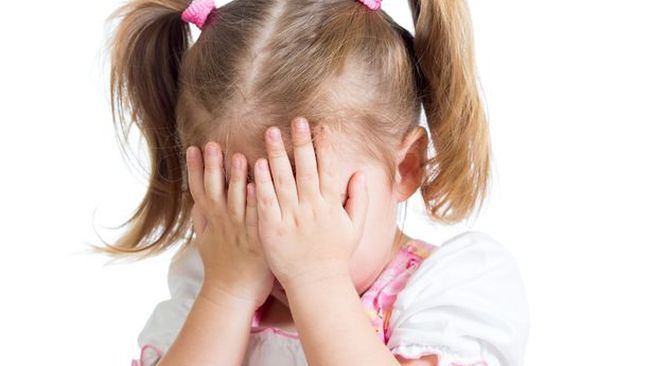 În goana spre litoral, doi părinţi şi-au uitat copilul pe o autostradă din Franţa.Când şi-au amintit