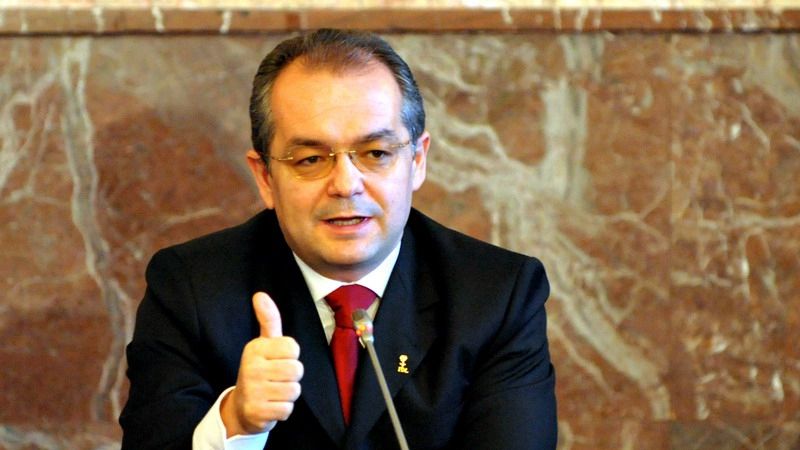 Primele disensiuni între PNL şi aripa Blaga. Candidatura lui Emil Boc, mărul discordiei