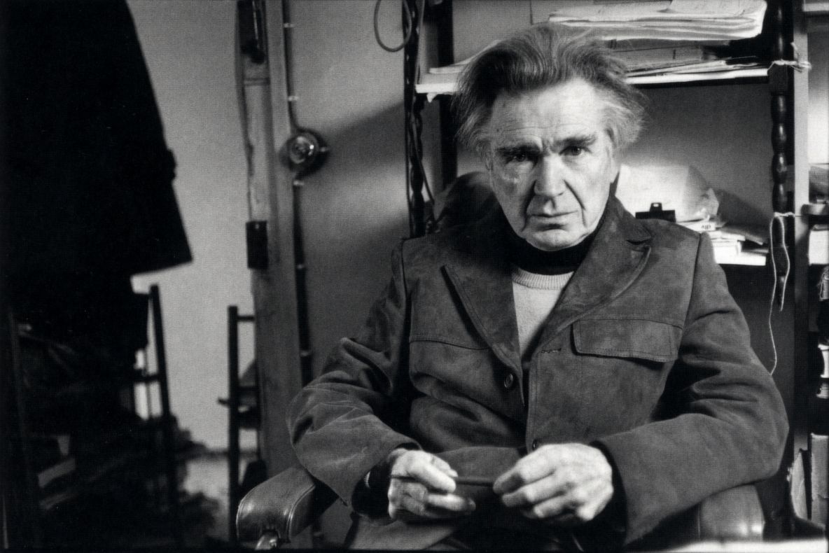 L-aţi ascultat vreodată pe Emil Cioran? Filosoful vorbeşte despre depresia care i-a marcat viaţa