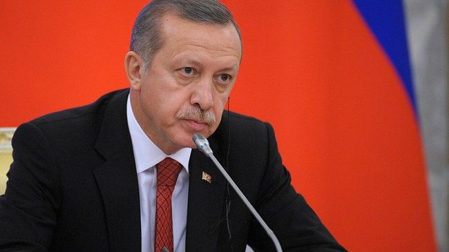 Un alt membru NATO anunță alegeri anticipate în toamnă