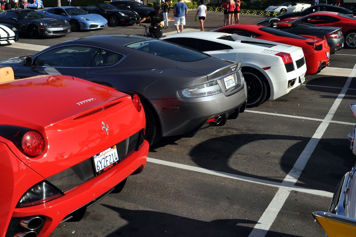 Cum arată cea mai scumpă maşină din lume, de 5 milioane de dolari, cumpărată de un celebru sportiv