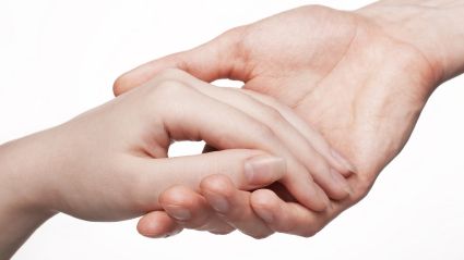 Povestea adevărată a femeii care și-a pierdut virginitatea, intenţionat, cu tatăl ei