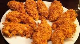Un bucătar a făcut publică reţeta puiului crispy de la KFC