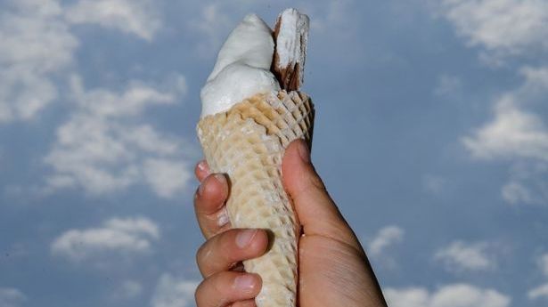 S-a inventat înghețata care nu se topește. Ce gust are