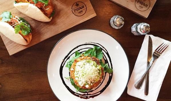 Pui pe Instagram poze cu mâncarea de la restarant? Ar putea fi ilegal