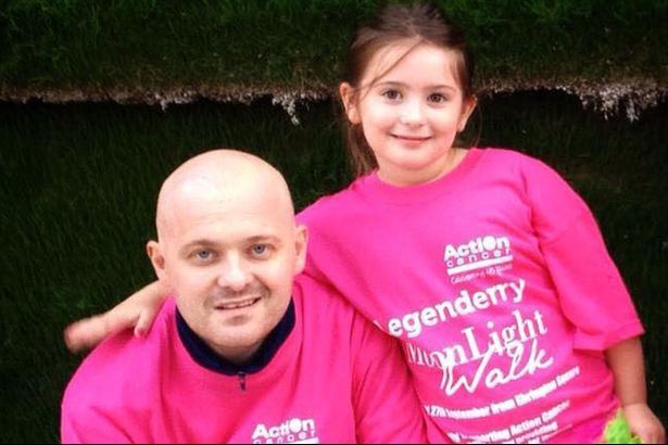 I-a cumpărat fiicei o bicicletă. Ce a descoperit fata când a ieșit cu ea, după moartea tatălui