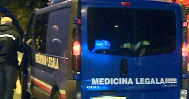 Tragedie la Vaslui: un tânăr de 19 ani s-a aruncat în gol de pe un bloc