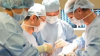 Alianţa Medicilor cere ajutor pe Facebook. ”Nu vrem șpagă, ci salarii după responsabilitate”