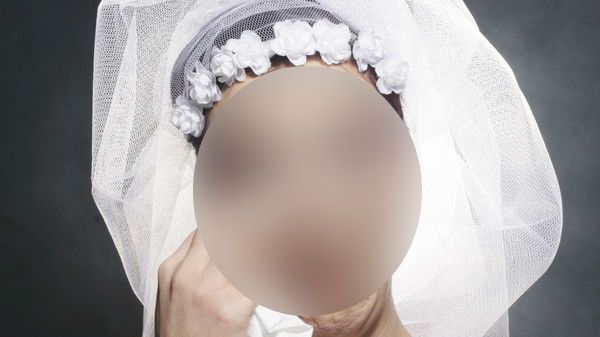 Imediat după nuntă și-a văzut soția fără machiaj, pentru prima dată. A înlemnit. A urmat ceva șocant