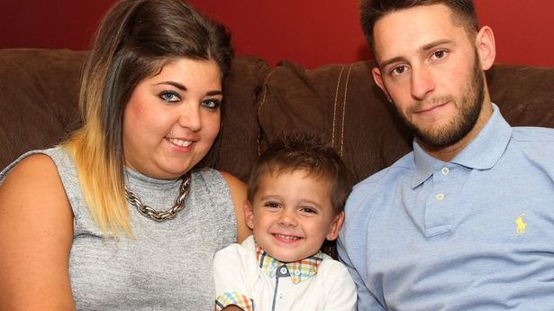 Are 3 ani şi n-a pus nimic în gură de când s-a născut. Nu i se face niciodată foame. Caz incredibil!