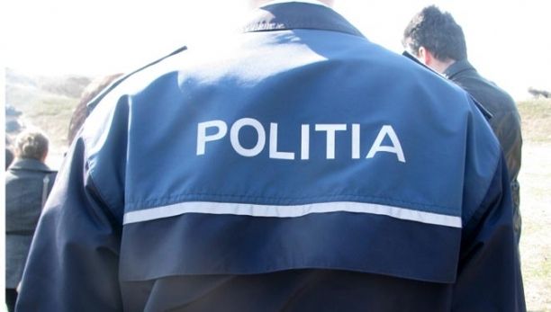 Poliţistă din Galaţi, atacată și rănită cu securea 