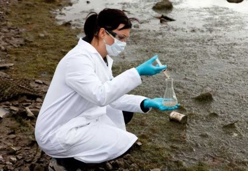 Zi neagră pe litoral! Bărbat de 40 de ani, găsit mort pe plajă. Halucinant! Cine era victima