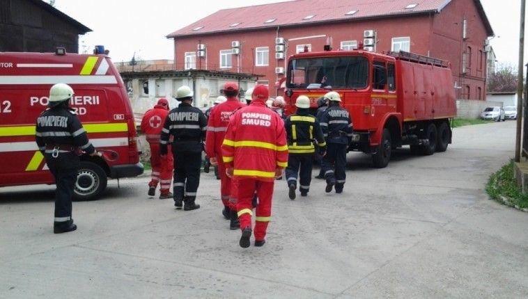 Pompierul a suferit un atac cerebral, la faţa locului, marcat de carnagiul în care au murit 3 copii