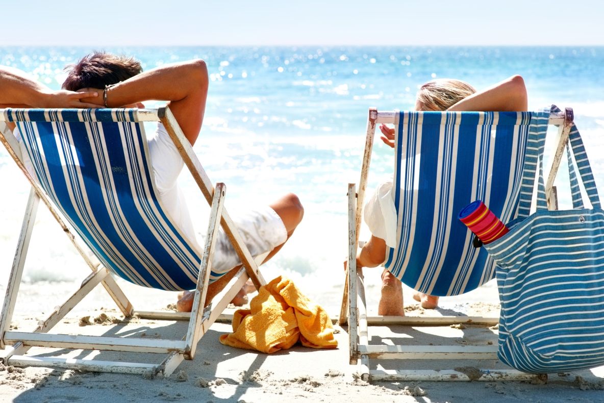 Reduceri eMAG: Toate produsele de care ai neaparat nevoie în vacanța la mare sunt mai ieftine cu 45%