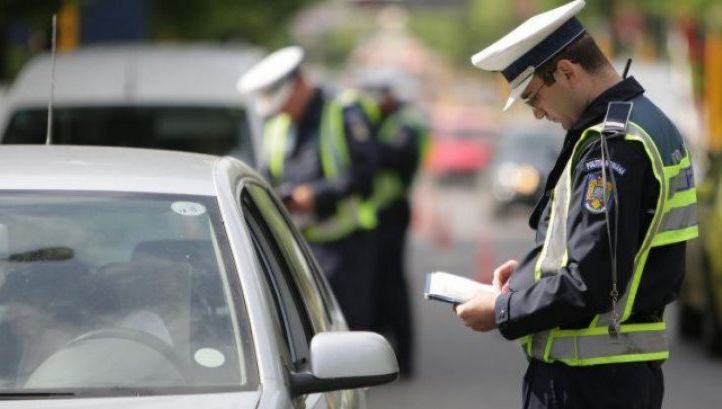 Cetăţeanul turc care a intrat cu mașina într-un polițist, dus în Arestul Central al Capitalei