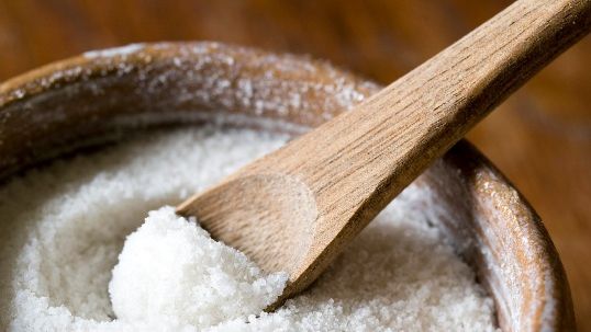 18 utilizări ale sării, nu doar în bucate