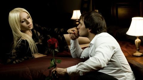 15 idei despre cum să atragi femeile ca un magnet