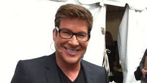 Tragedie în lumea televiziunii. Un prezentator TV a fost găsit mort, pe stradă, în apropierea casei 