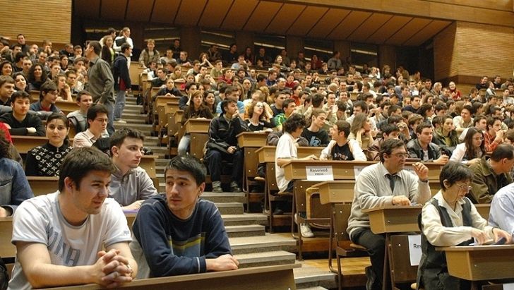 Peste 500 de locuri bugetate la universităţile din Cluj, rămase neocupate
